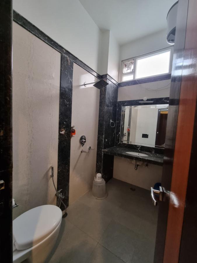 Hotel Vitthal International, Prayagraj Allāhābād Junction Zewnętrze zdjęcie